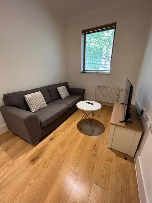 Cozy Modern Apartment In Croydon Central 외부 사진